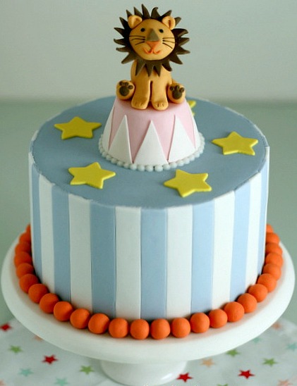 circus party cake